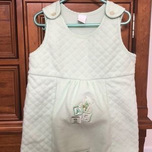 Fleece sleeveless bunting